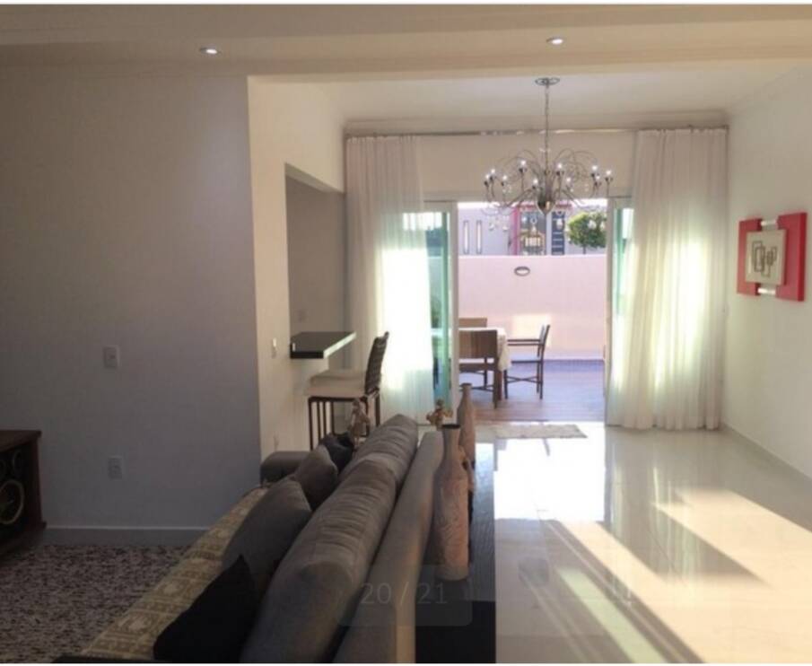 Casa à venda com 4 quartos, 380m² - Foto 4