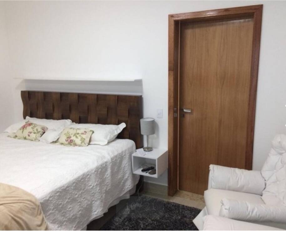 Casa à venda com 4 quartos, 380m² - Foto 13