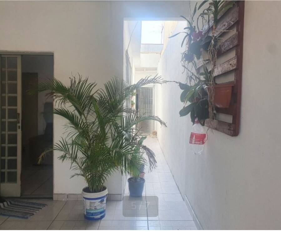 Casa à venda com 3 quartos, 113m² - Foto 1