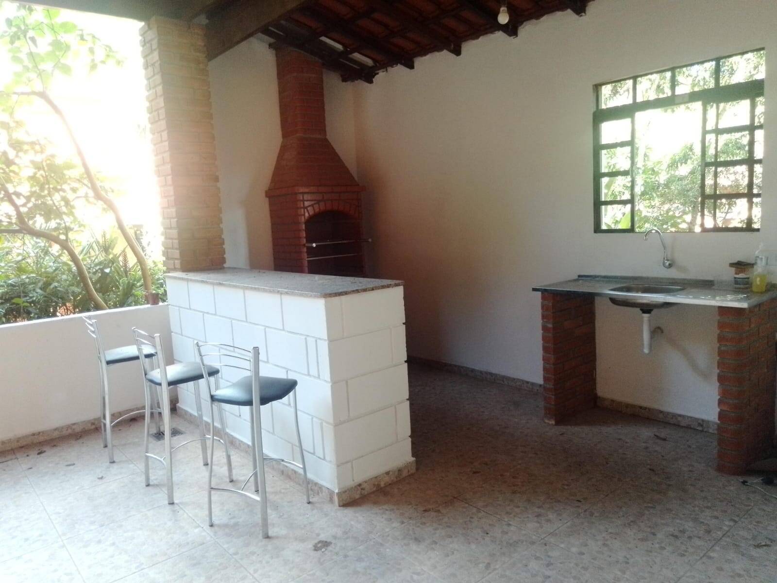 Fazenda à venda com 3 quartos, 180m² - Foto 4