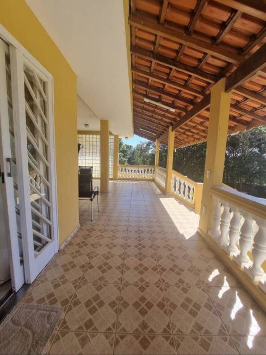 Fazenda à venda com 4 quartos, 420m² - Foto 1