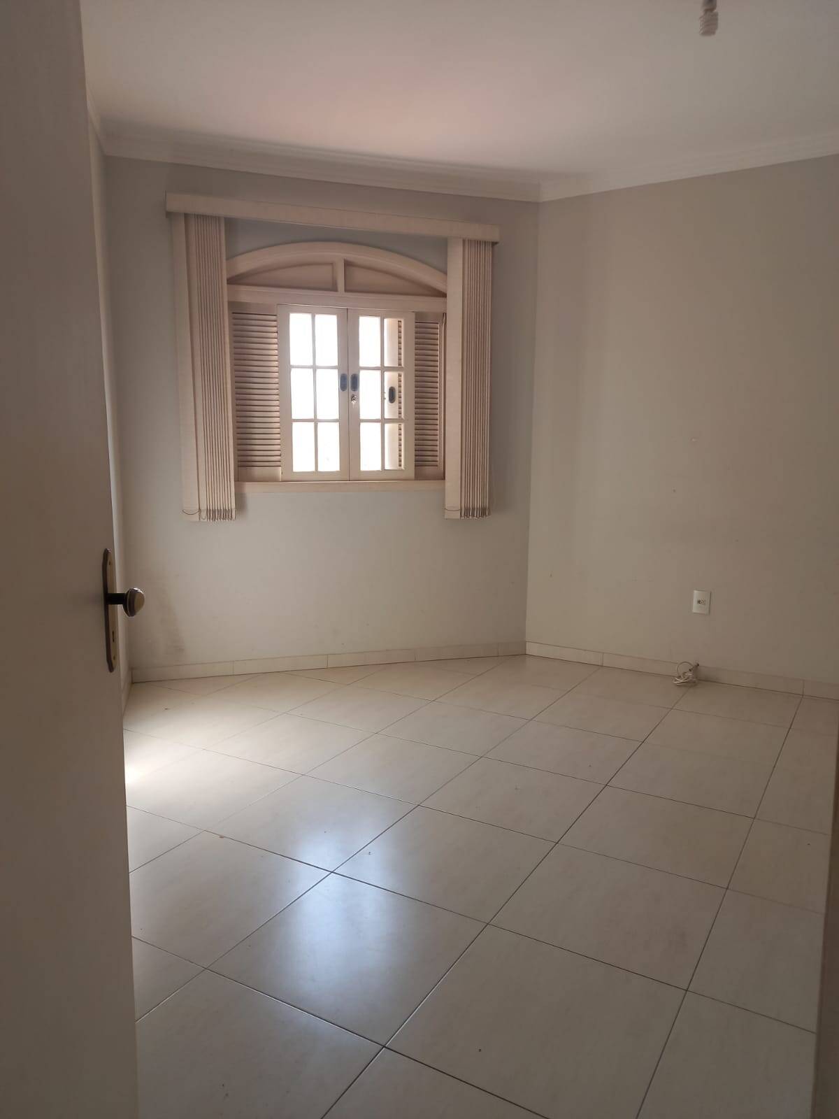 Casa à venda com 2 quartos, 100m² - Foto 13