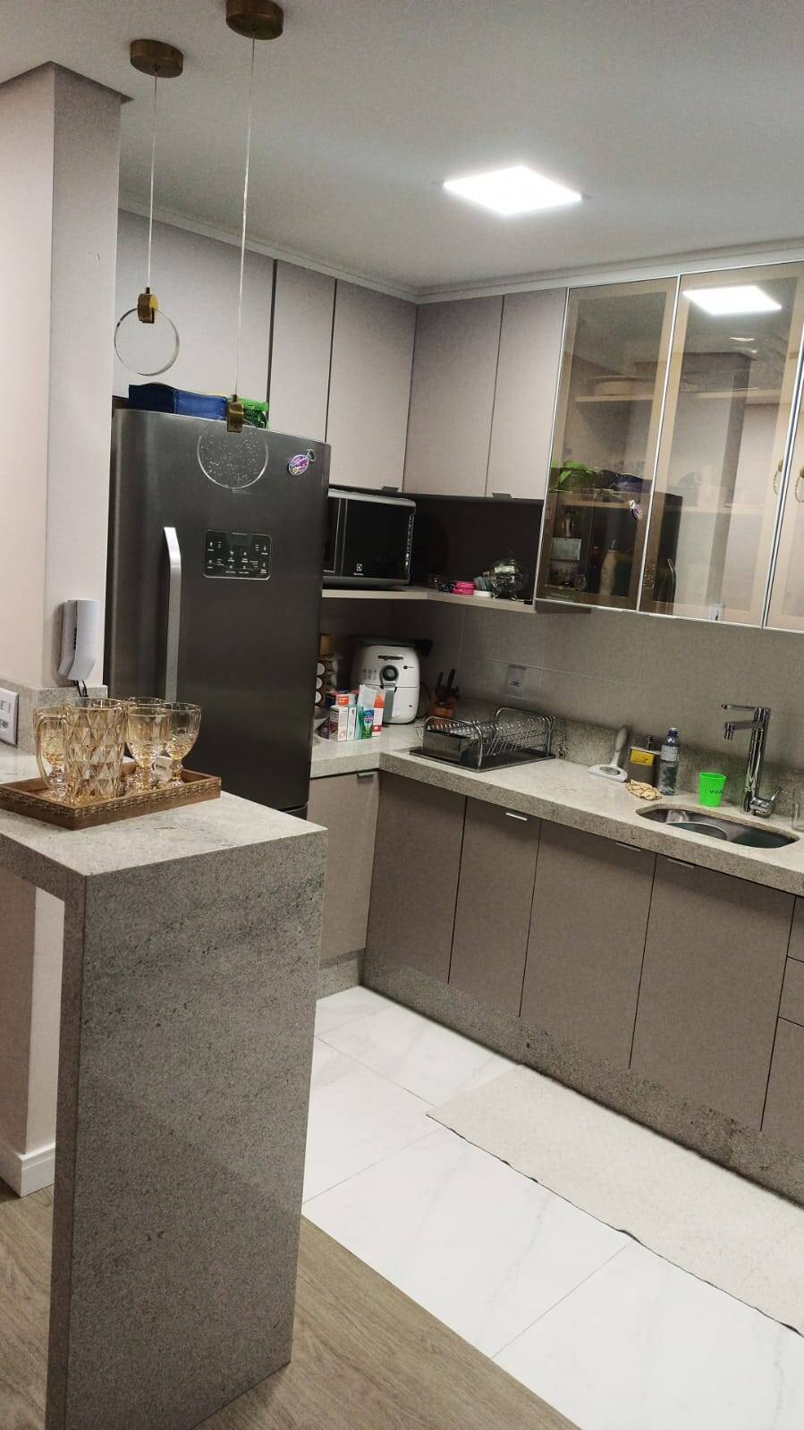 Apartamento à venda com 3 quartos, 90m² - Foto 3