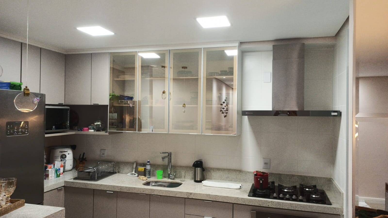 Apartamento à venda com 3 quartos, 90m² - Foto 4