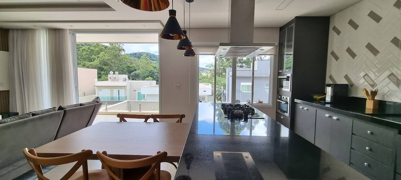 Casa à venda com 3 quartos, 340m² - Foto 21