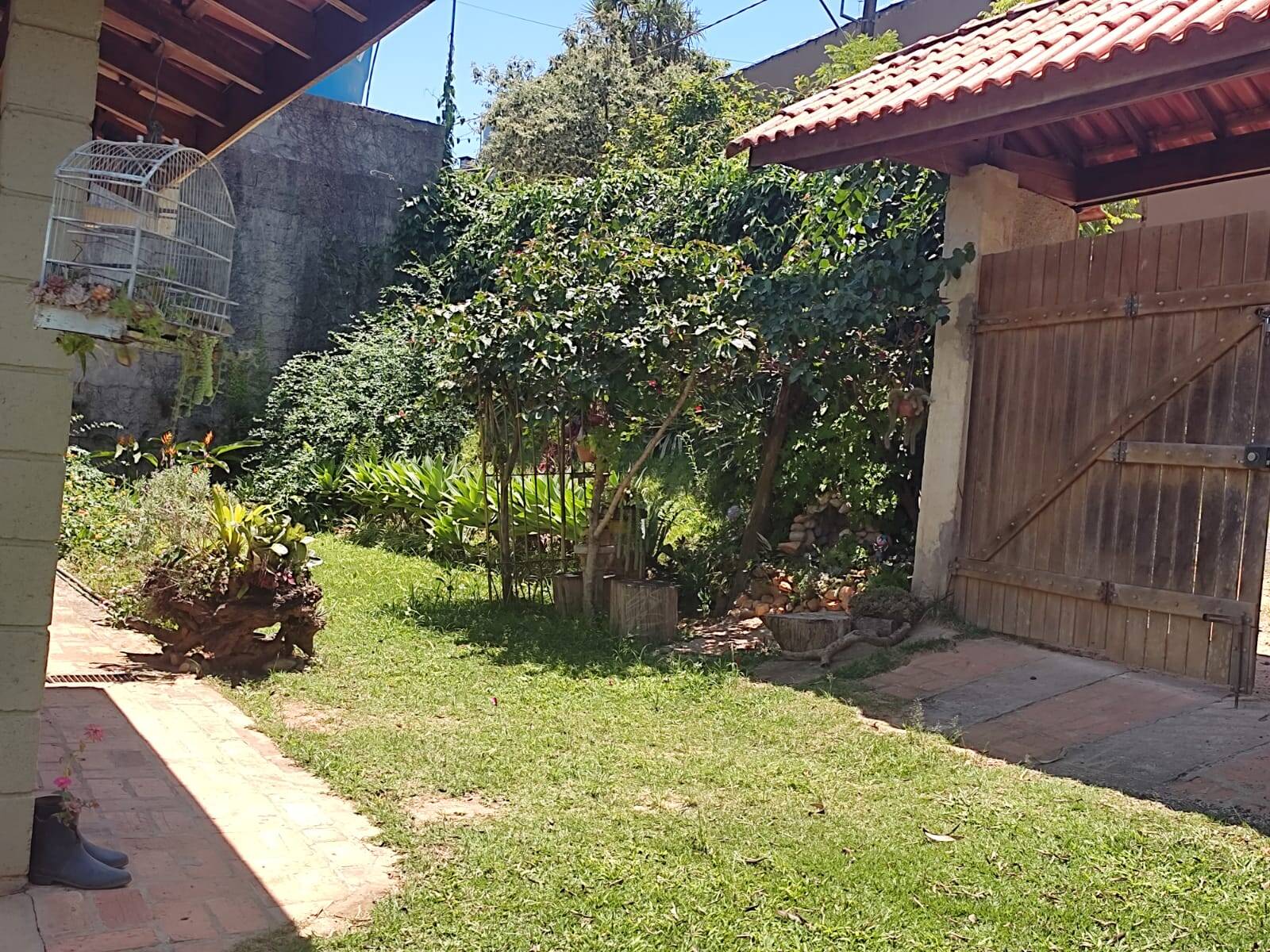 Fazenda à venda com 4 quartos, 250m² - Foto 2