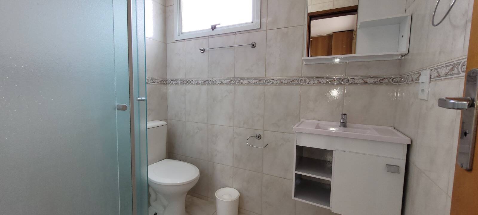 Apartamento à venda com 2 quartos, 69m² - Foto 3