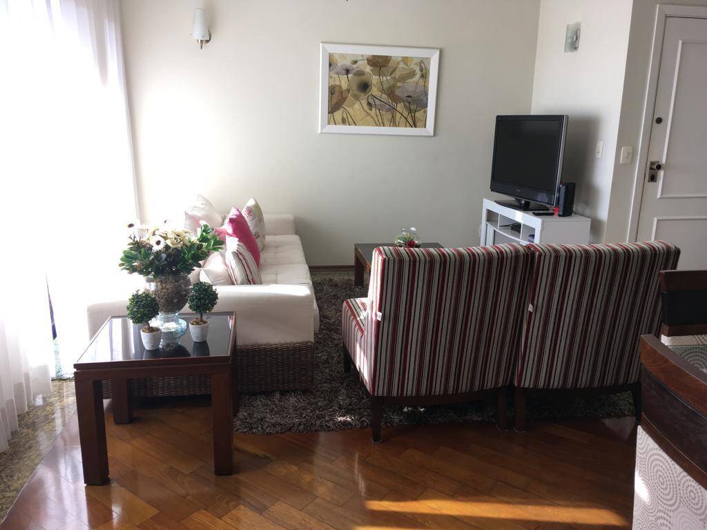 Apartamento para alugar com 3 quartos, 117m² - Foto 14