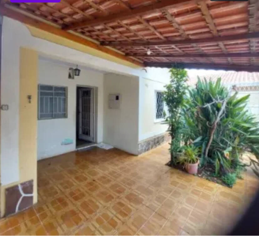 Casa à venda com 2 quartos, 157m² - Foto 1