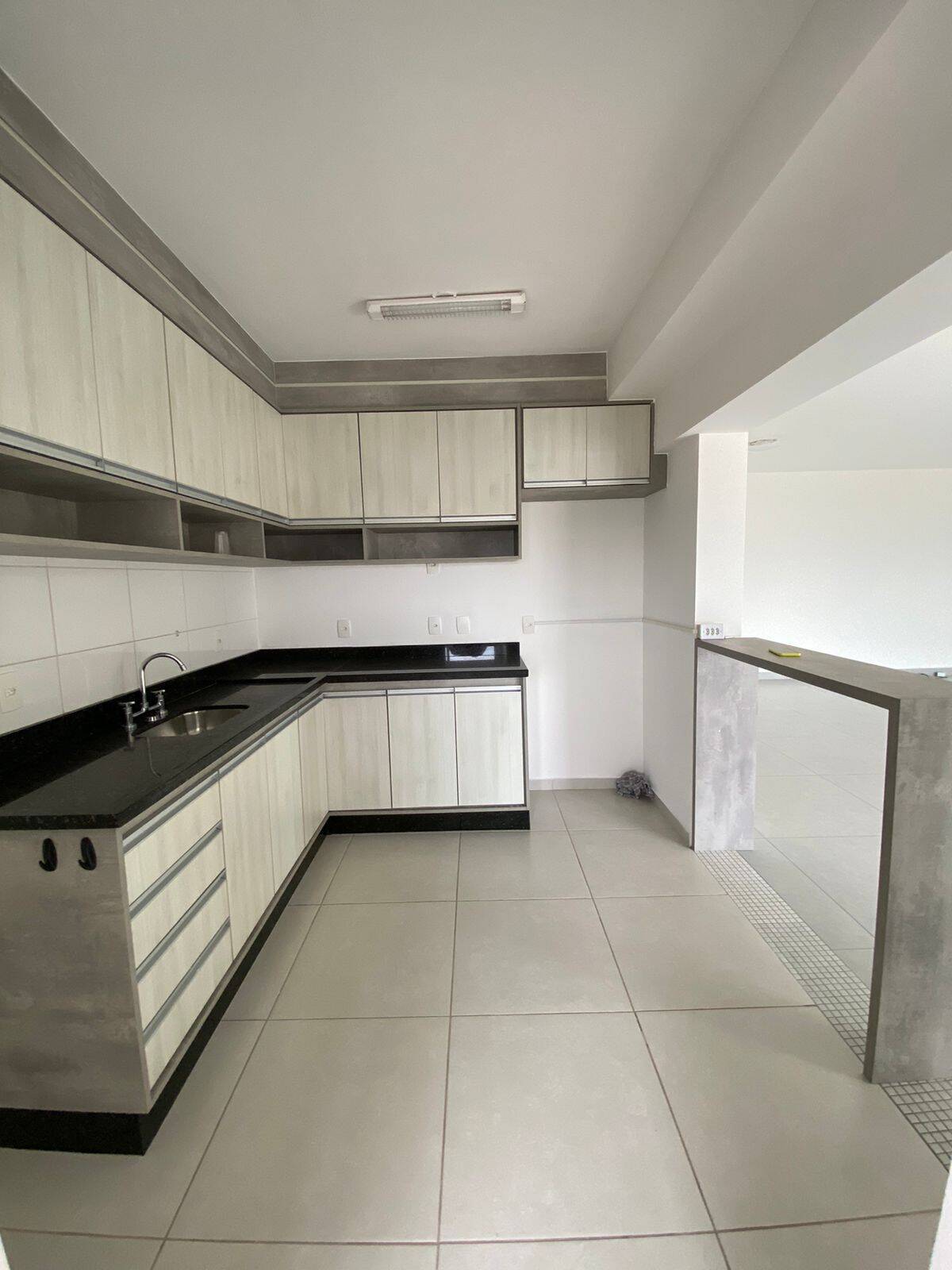 Apartamento para alugar com 3 quartos, 110m² - Foto 6