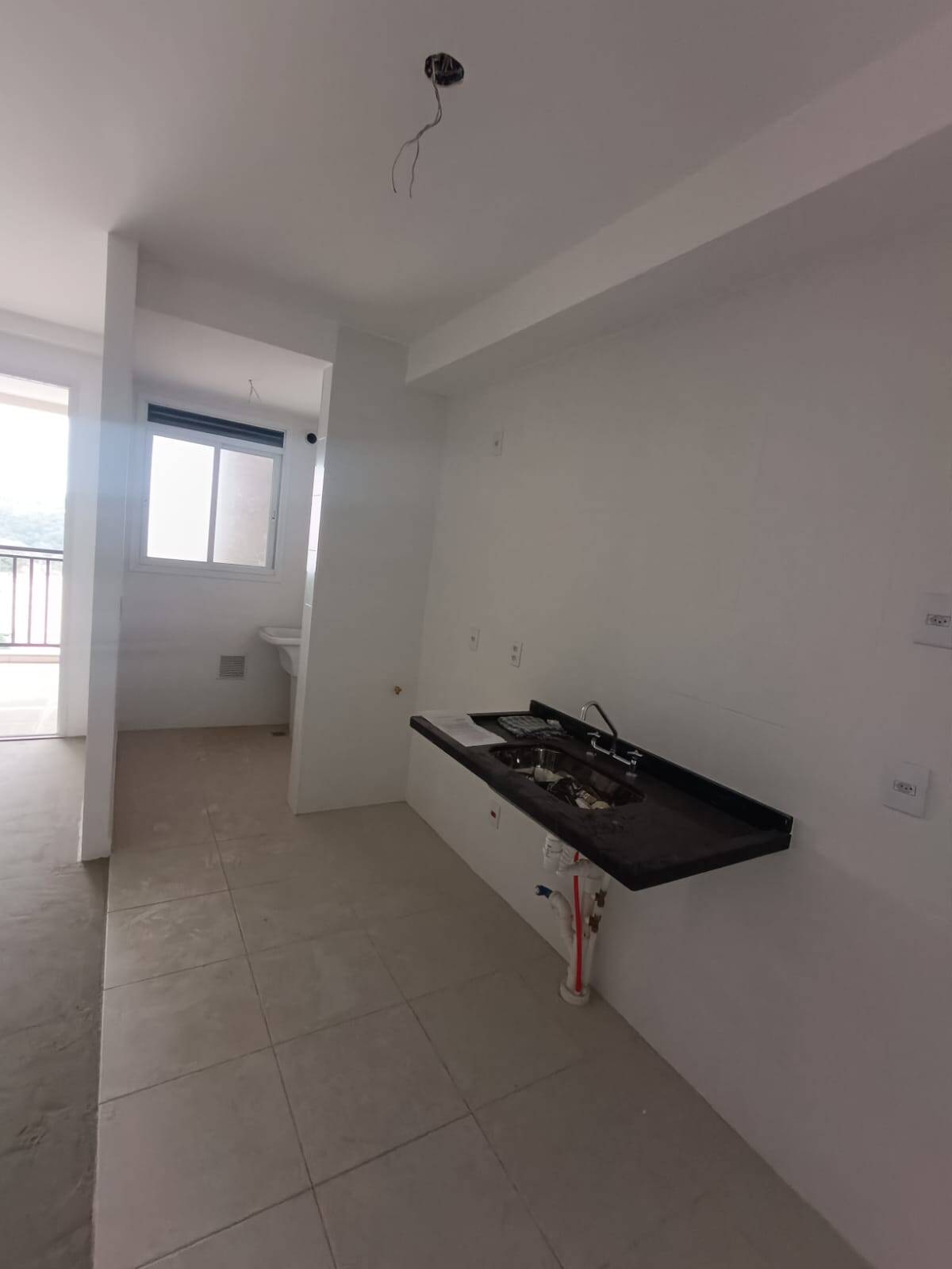 Apartamento à venda com 3 quartos, 94m² - Foto 3