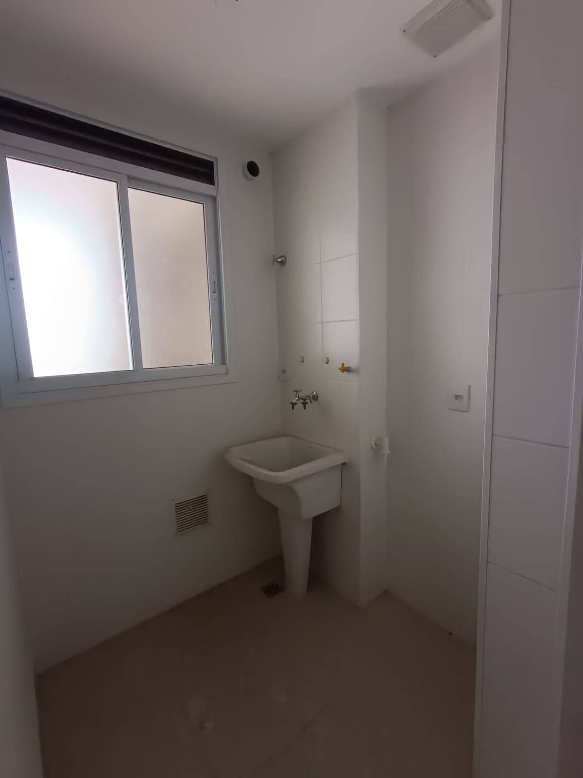 Apartamento à venda com 3 quartos, 94m² - Foto 7