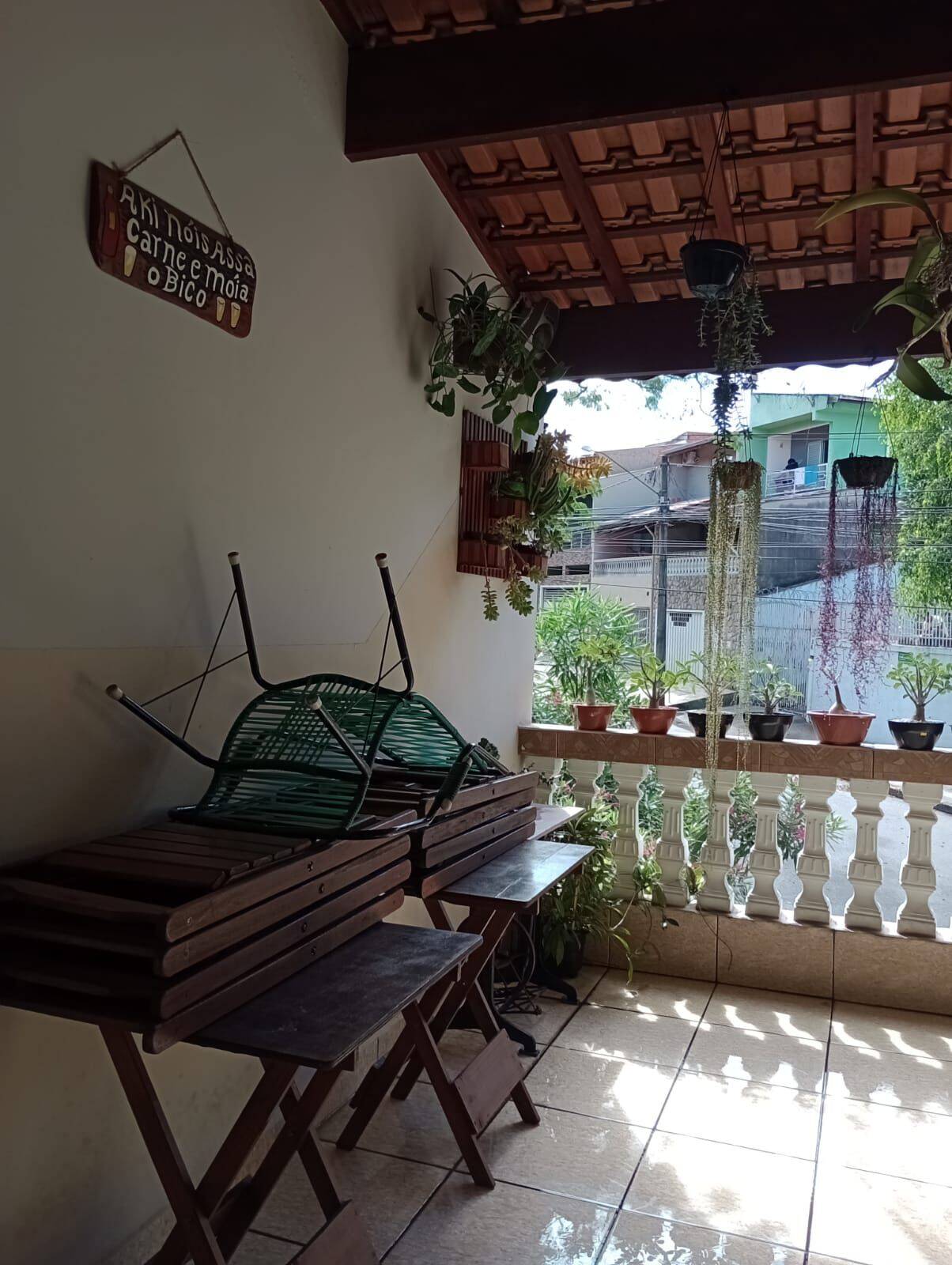 Casa à venda com 3 quartos, 125m² - Foto 1