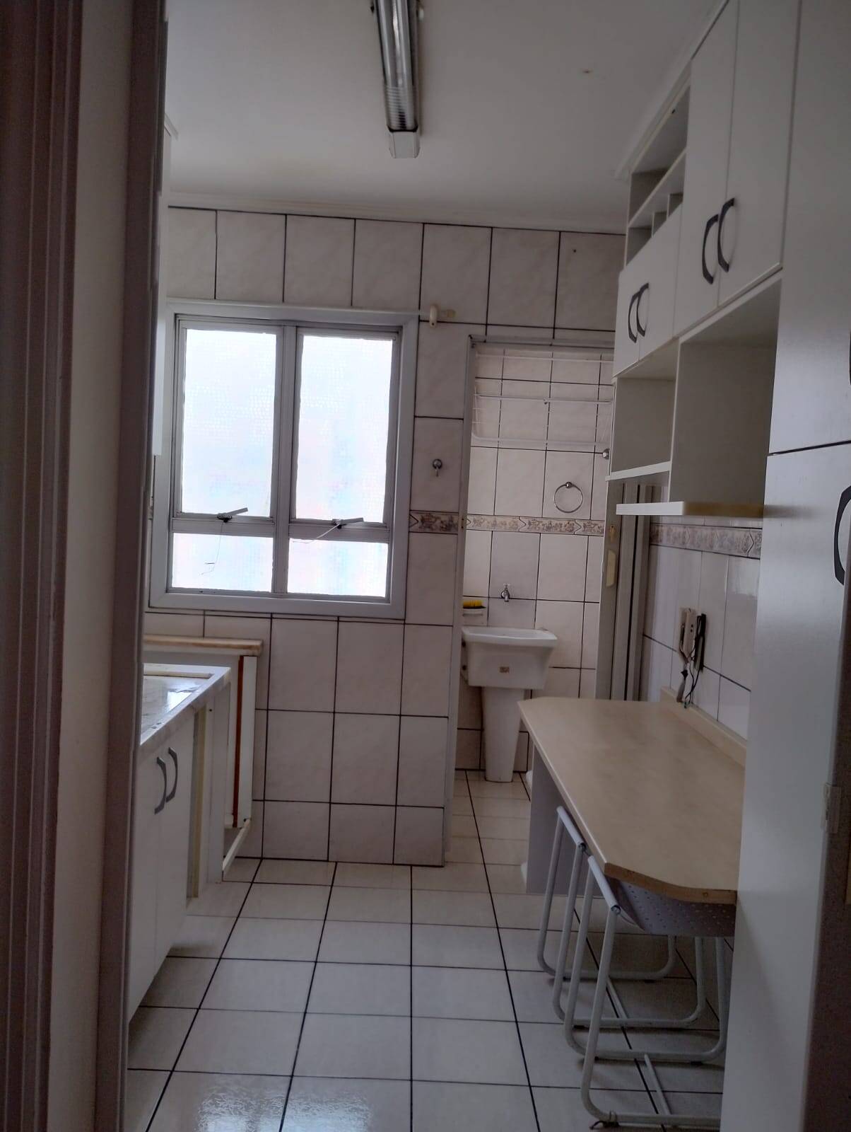 Apartamento à venda com 3 quartos, 67m² - Foto 1