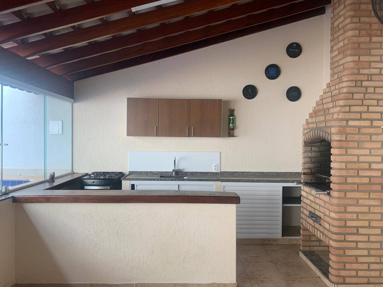 Casa à venda e aluguel com 3 quartos, 300m² - Foto 24